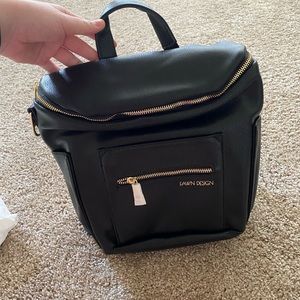 Brand new Fawn Design - The Mini diaper bag